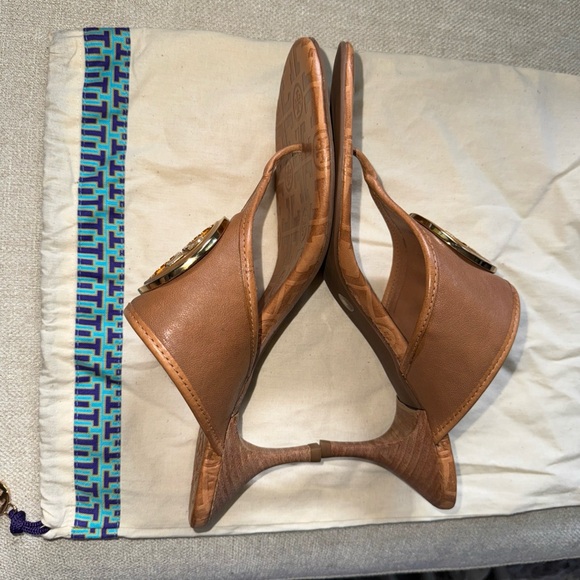 Tory Burch Marissa Brown Kitten Heel Sandals - Picture 5 of 16